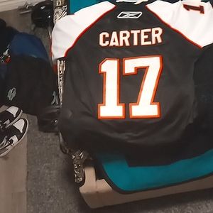 Philadelphia penguins cartter jersey